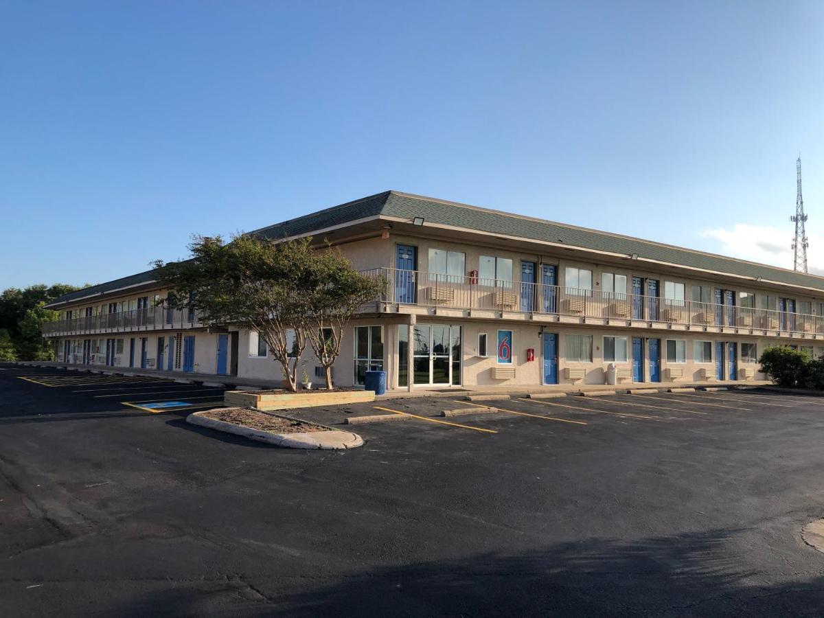 Motel 6-Clute, Tx Exteriér fotografie