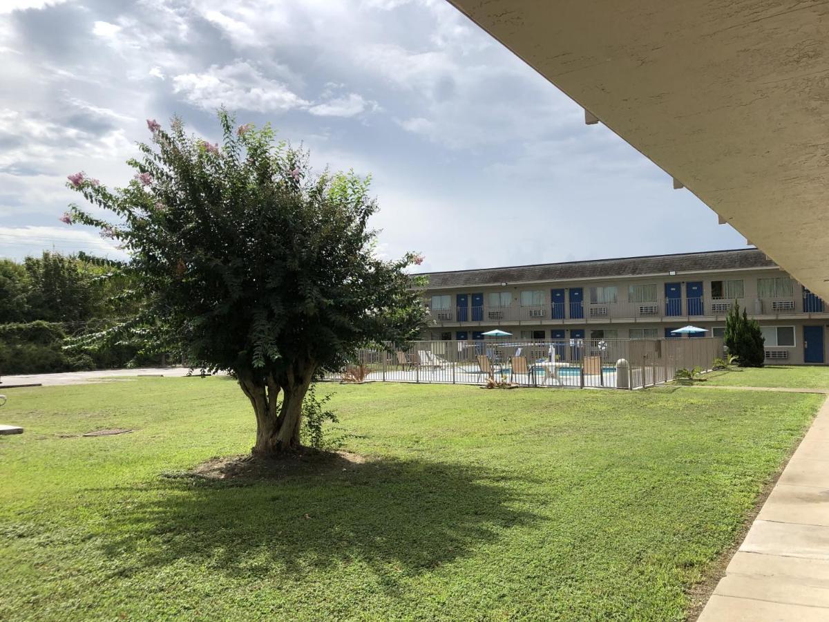 Motel 6-Clute, Tx Exteriér fotografie